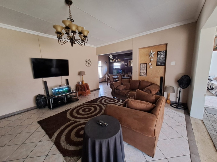 4 Bedroom Property for Sale in Sasolburg Ext 4 Free State